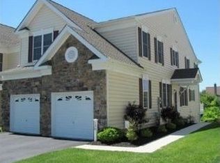 138 Farm Meadows Ln, Hockessin, DE 19707