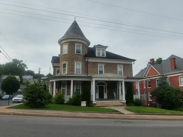 507 W Beverley St, Staunton, VA
