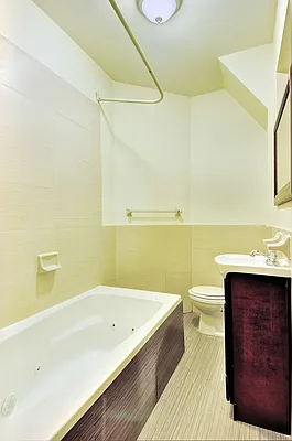 Rented by Choice NY Property Management LLC | media 32