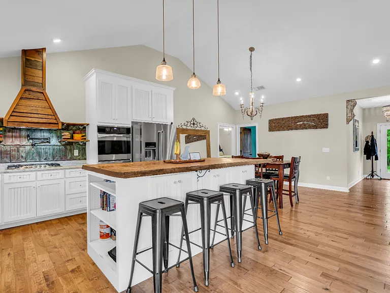 790 Moores Creek Rd — Photo 8