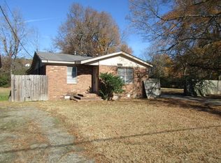 2623 W Pullen St, Pine Bluff, AR 71601