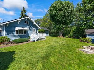 415 30th Ave SW, Puyallup, WA 98373