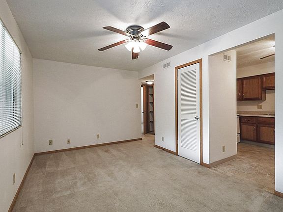 3rd image of 1701 Burnham St APT 2
