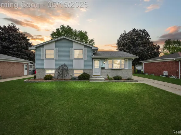1575 Selma St, Westland, MI 48186