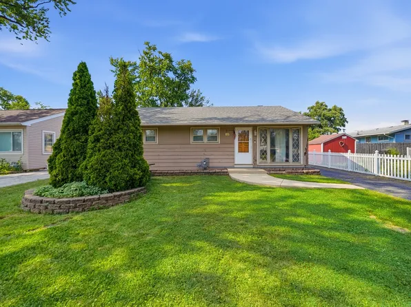 1107 Elmhurst St, Bensenville, IL 60106