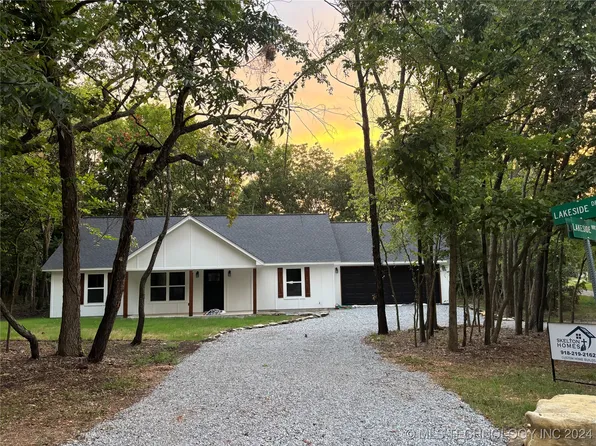 227 Lakeside Dr N, Adair, OK 74330