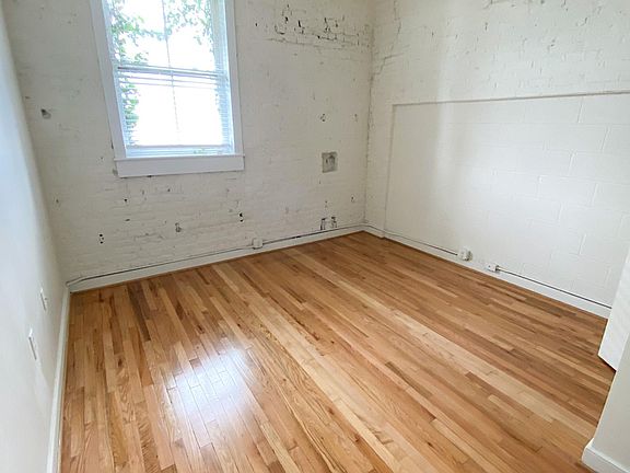 4th image of 19 N 18th St