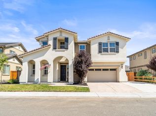 807 Roadrunner Way, Vacaville, CA