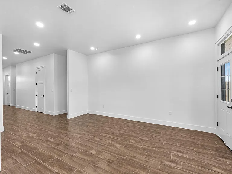 323 Road 5840 — Photo 13