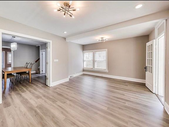 4th image of 415 Bloom St