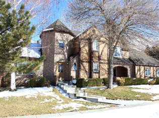 8923 S Sutton Way, Cottonwood Heights, UT 84093