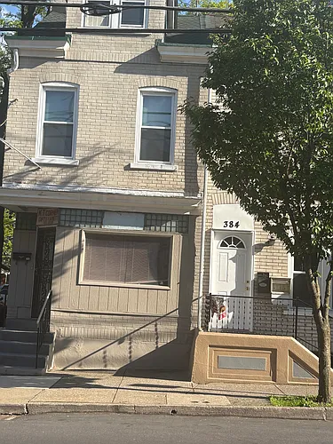 384 W Gordon St #1 Photo 1 384 W Gordon St #1 Photo 1