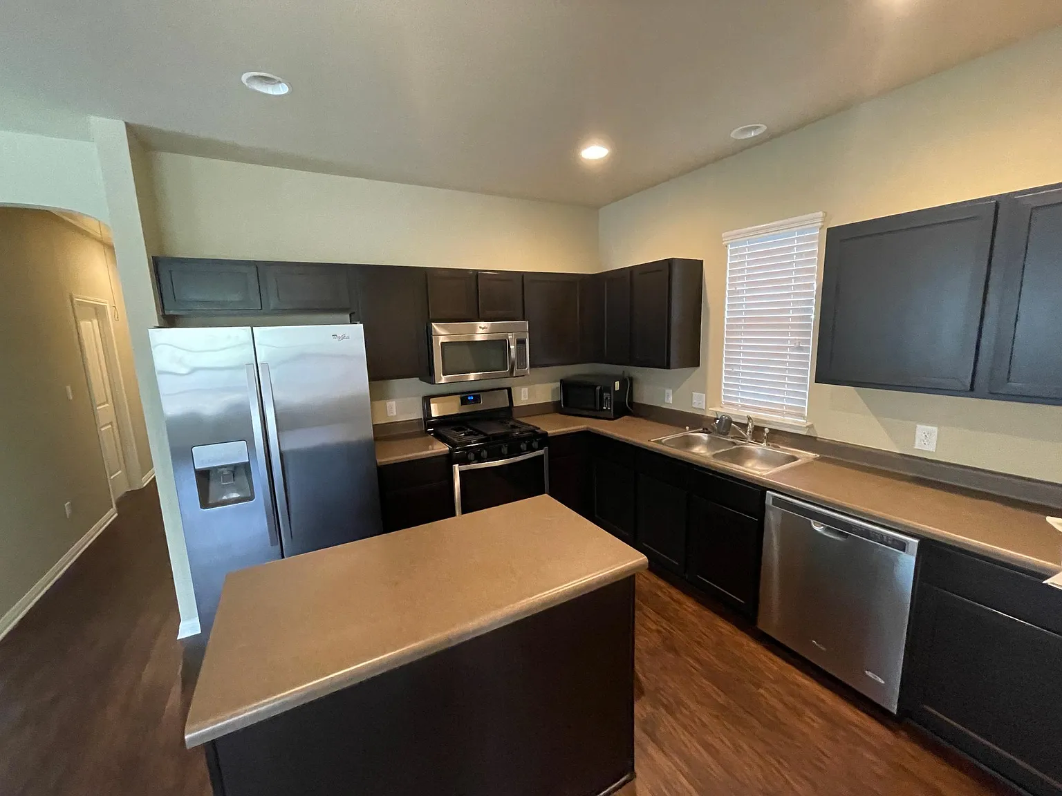 4610 Esper Ln — Photo 4