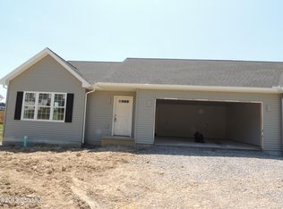 55 Saint Andrews Way, Selinsgrove, PA 17870