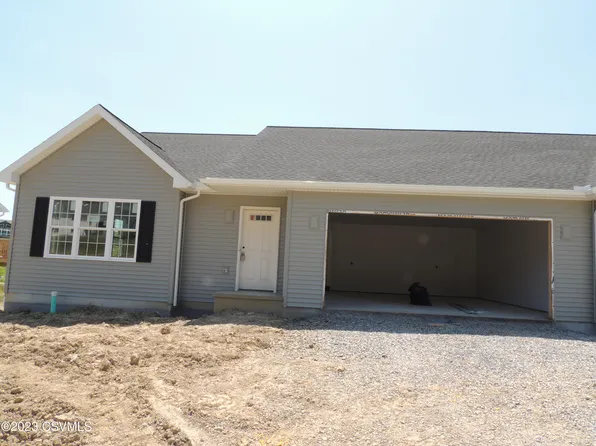 55 Saint Andrews Way, Selinsgrove, PA 17870