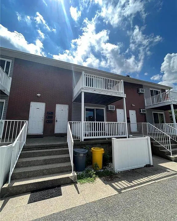 105 N 7th St #B2
