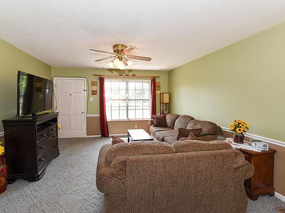 4th image of 2162 Sentell Cir