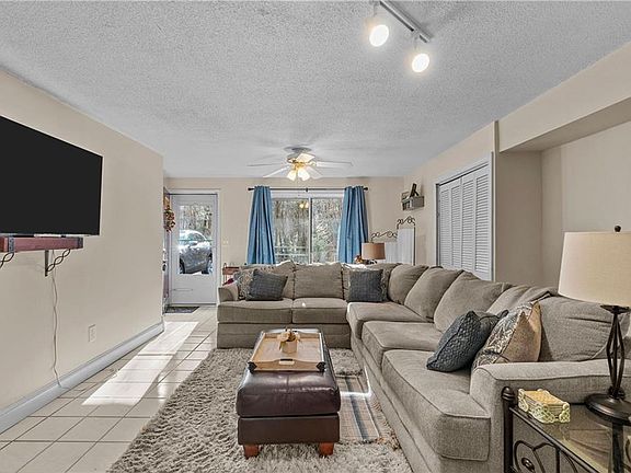 3rd image of 91 Sanwood Dr #91