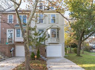 14010 Oakpointe Dr, Laurel, MD 20707