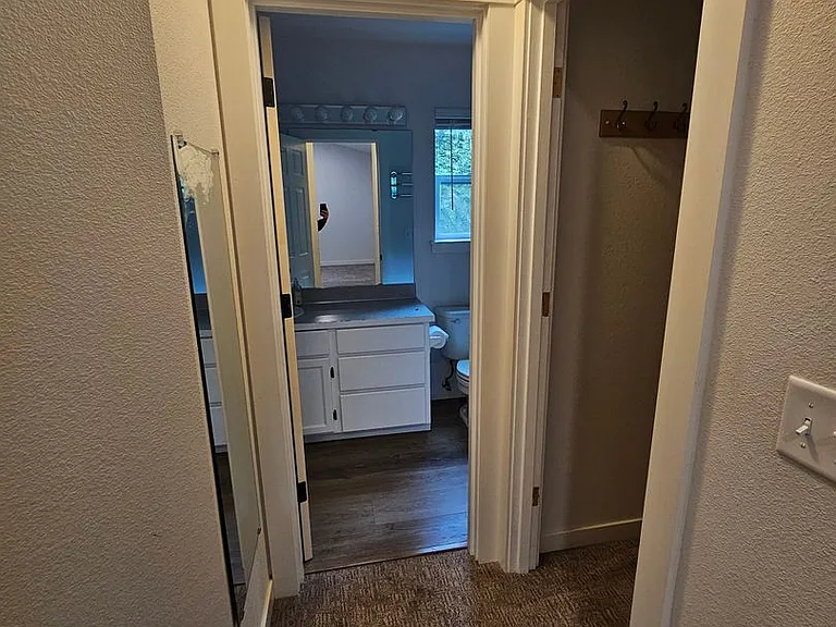 1574 SE Nylace Ln — Photo 20