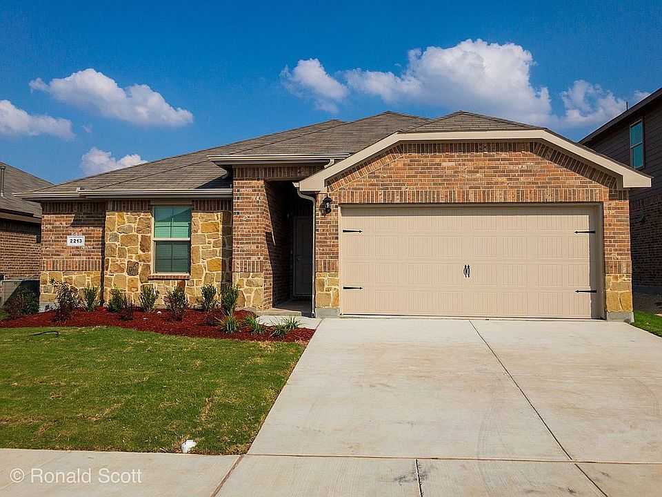1st image of 2213 Sadlers Creek Ln