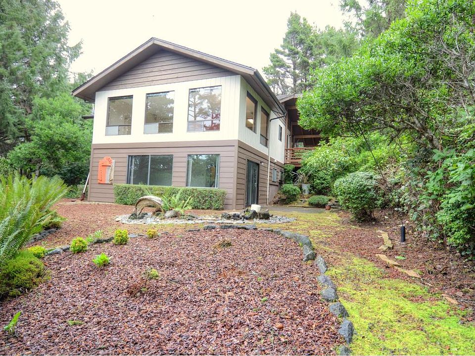 1st image of 2686 SW Breakers Dr