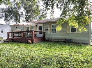 1213 N Viking Dr, Independence, MO 64056