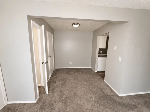 4911 Ash St Unit 4, Cincinnati, OH 45212