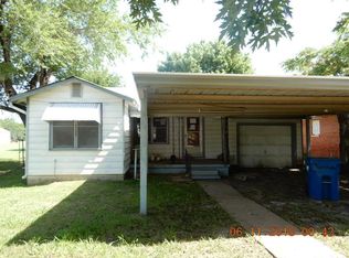 220 W Main St, Davenport, OK 74026