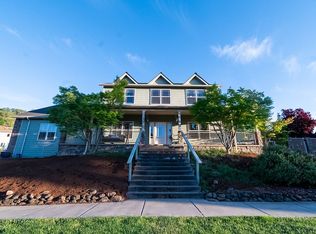 4610 Hathaway Dr, Medford, OR