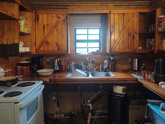 5th image of 1045 Jean Ave