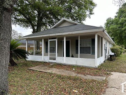 1st image of 1588 Brook Forest Dr