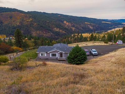 19611 Orchard Ln, Lenore, ID, 83541