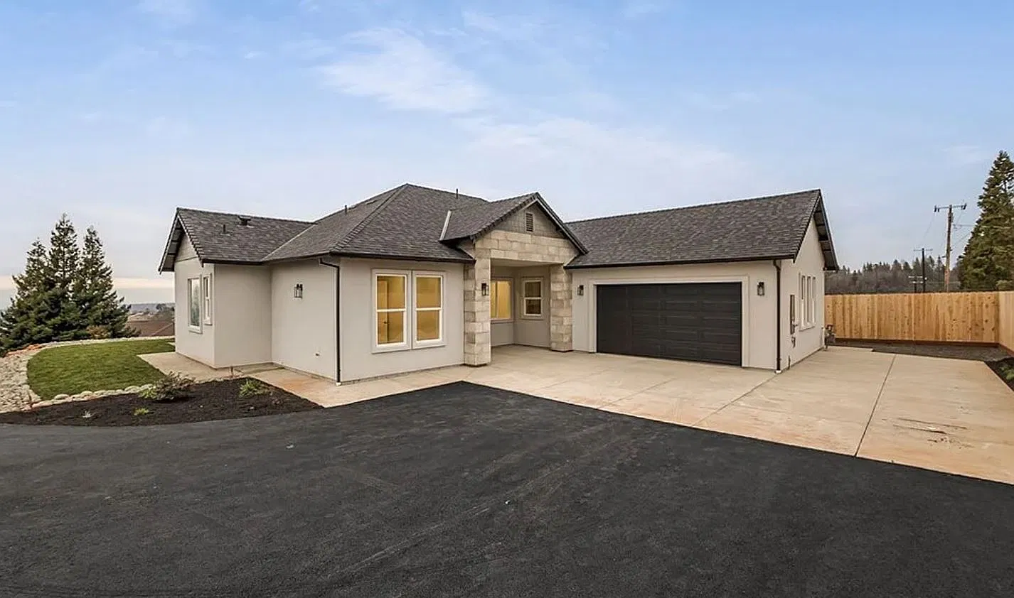 5644 Little Grand Canyon Drive - House — Photo 1