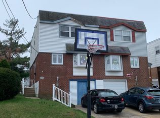 3826 Patrician Dr, Philadelphia, PA 19154