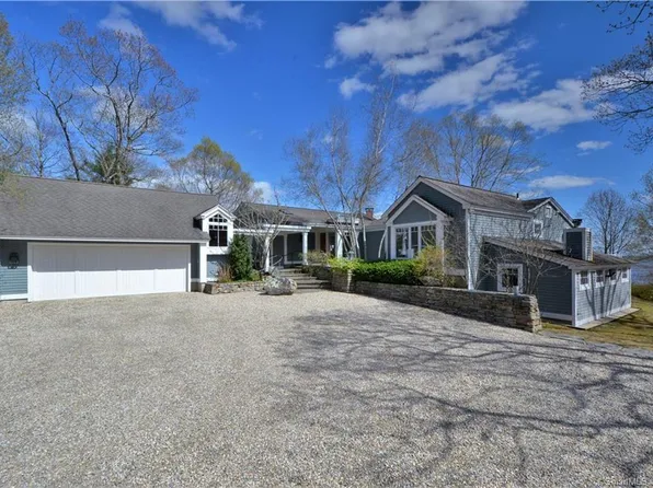 144 River Road, Essex, CT 06426