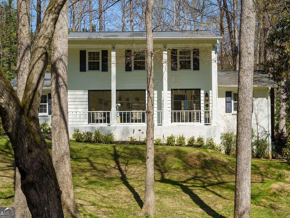 1st image of 204 Devonwood Dr
