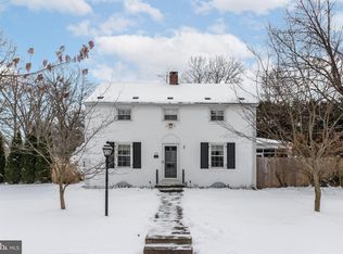 456 Hillcrest Ave, State College, PA 16803