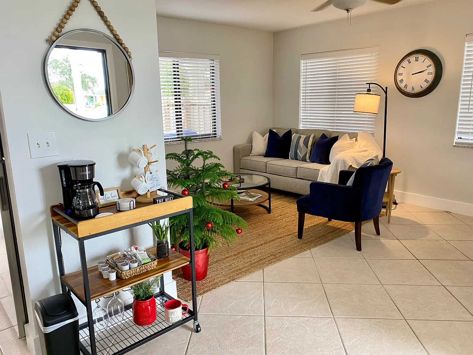 2 bed, 850 sqft, $2,450 — Photo 3
