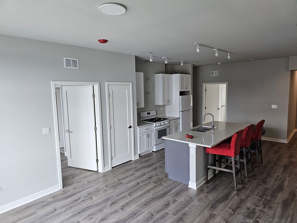 1st image of 2807 S Halsted St #409