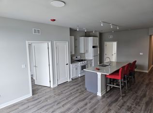 2807 S Halsted St #409, Chicago, IL 60608