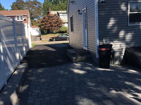3rd image of 56 Schuyler Ave