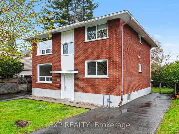 885 Pinewood Cres, Ottawa, ON K2B 5Y3