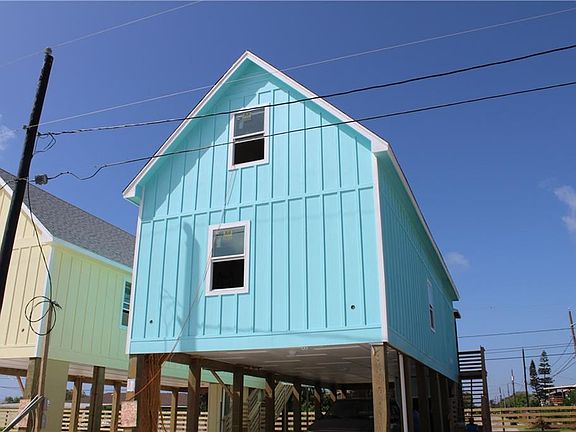 2nd image of 123 Laguna Village Dr