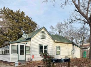 728 S Forrest St, Douglass, KS 67039
