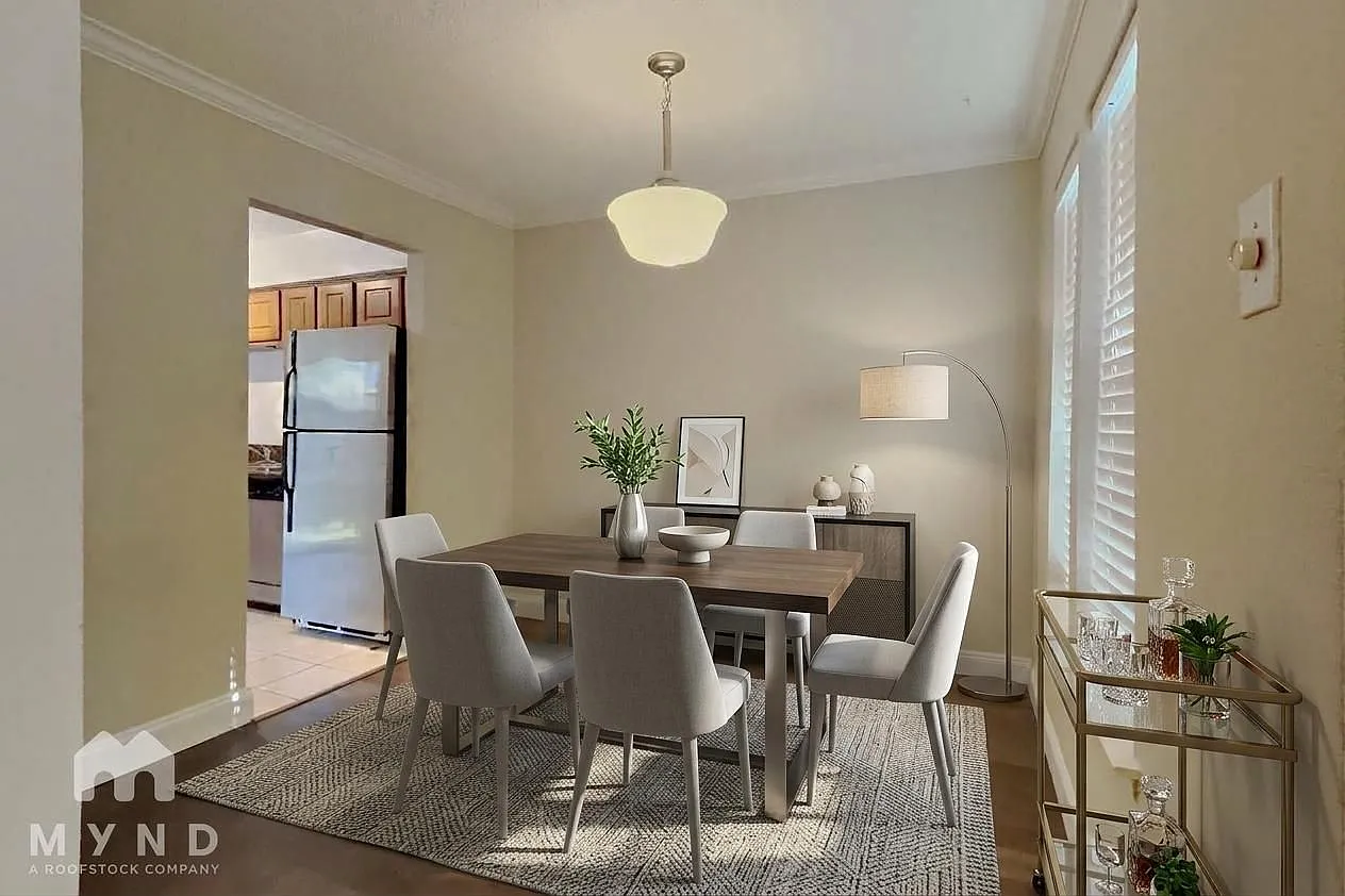 1 bed, 1.0 bath, 812 sqft, $1,145 — Photo 4
