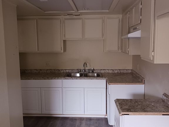 2nd image of 4114 West St #4&12