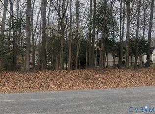 12704 Kelsey Pointe Ct, Chester, VA 23831