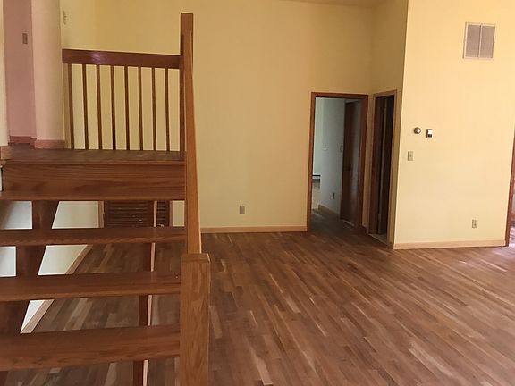 Additional Living Room