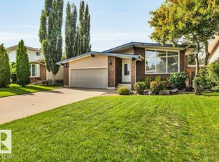 72 Ekota Cres NW, Edmonton, AB T6K 2J7